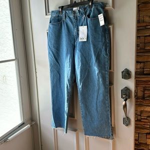Inseam approximately 28 inches, NWOT Frame jeans, Le Jane Crop meadow 32 inch wa
